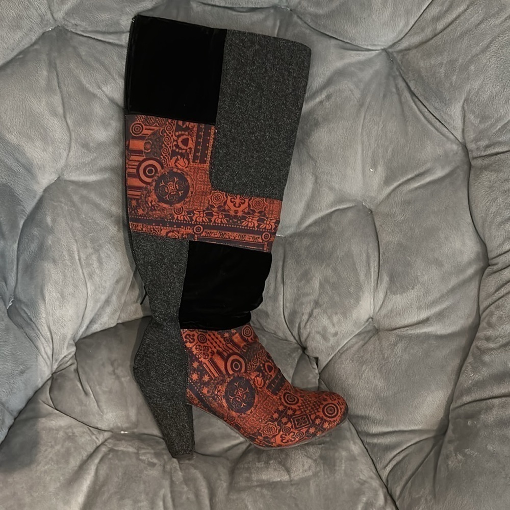 Desigual Textured heeled boots Shanon